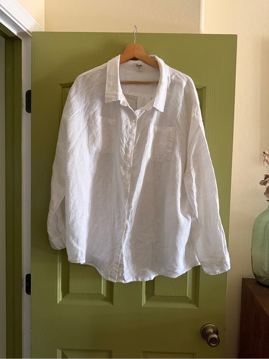 Bed Threads Tops - Bed threads linen button down